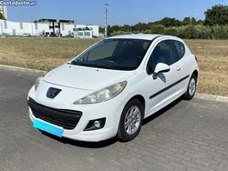 Branco Usado 2010 Peugeot 207 Van | € 6.750 (Preço justo)
