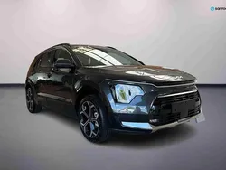 Cinzento Novo 2025 Kia Niro SUV | € 33.990 (Preço justo)