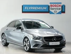 Cinza Usado 2013 Mercedes CLA220 Urban Sedan | € 18.990 (Bom preço)