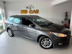 Cinzento Usado 2015 Ford Focus Carrinha | € 10.850 (Preço justo)