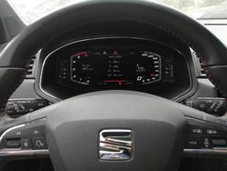 Branco Usado 2019 Seat Arona SUV | € 13.500 (Preço justo)