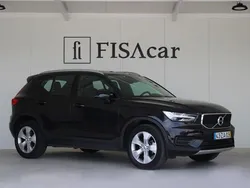 Preto Usado 2019 Volvo XC40 Momentum SUV | € 24.900 (Bom preço)
