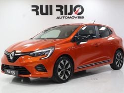Laranja Usado 2022 Renault Clio V LIMITED | € 15.500 (Bom preço)