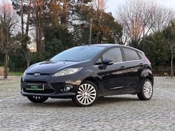 Preto Usado 2008 Ford Fiesta Titanium Citadino | € 8.990