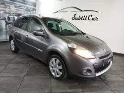 Cinzento Usado 2010 Renault Clio GrandTour Dynamique Carrinha | € 6.500