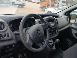 Verde Usado 2017 Renault Trafic Van | € 7.990