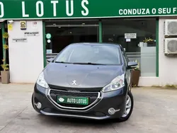 Cinza Usado 2015 Peugeot 208 Active Citadino | € 11.970 (Preço elevado)
