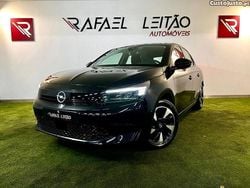 Preto Usado 2023 Opel Corsa-e Elegance Citadino | € 19.750 (Preço justo)