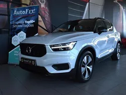 Cinza Usado 2021 Volvo XC40 R-Design SUV | € 29.800 (Bom preço)