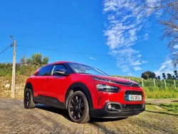 Vermelho Usado 2018 Citroën C4 Cactus PureTech Citadino | € 10.299 (Bom preço)