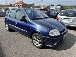 Usado 1998 Renault Clio II Sedan | € 1.500