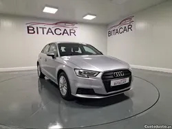 Cinza Usado 2017 Audi A3 Sportback Design Carrinha | € 20.450 (Preço justo)