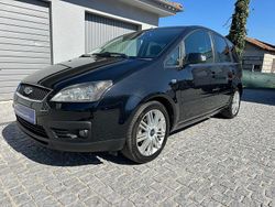 Preto Usado 2005 Ford Focus Ghia Monovolume | € 3.950 (Preço justo)