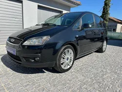 Preto Usado 2005 Ford Focus Ghia Monovolume | € 3.950 (Preço justo)