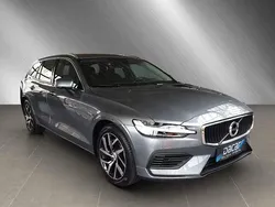 Cinza Usado 2020 Volvo V60 Momentum Carrinha | € 27.799 (Preço justo)