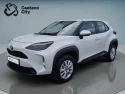 Branco (sólida) Usado 2024 Toyota Yaris Comfort | € 26.750 (Preço justo)