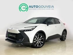Branco Usado 2024 Toyota C-HR SUV | € 31.980