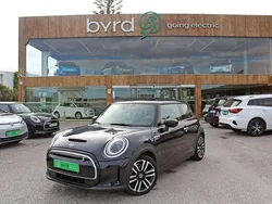 Preto Usado 2022 Mini Cooper Citadino | € 19.900 (Preço justo)