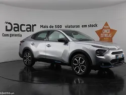 Cinza Usado 2023 Citroën e-C4 Feel Sedan | € 26.299 (Super Preço)