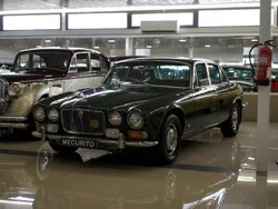 Verde escuro Usado 1970 Jaguar XJ6 Sedan | € 15.000