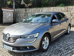 Cinzento Usado 2017 Renault Talisman | € 12.950 (Preço justo)