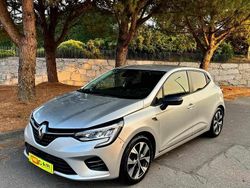 Cinza Usado 2022 Renault Clio V LIMITED | € 16.900 (Preço justo)