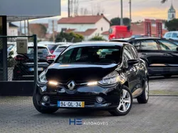 Preto Usado 2015 Renault Clio IV Citadino | € 8.900 (Preço justo)