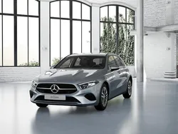 Prateado Novo 2025 Mercedes A250 Citadino | € 49.525 (Preço justo)