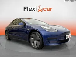 Azul Usado 2020 Tesla Model 3 Standard Range Plus Sedan | € 21.890 (Bom preço)