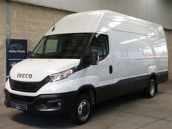 Branco Usado 2023 Iveco Daily Sedan | € 37.900 (Preço elevado)