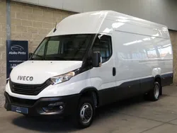 Branco Usado 2023 Iveco Daily Sedan | € 37.900 (Caro)