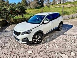 Branco Usado 2019 Peugeot 3008 Allure SUV | € 16.850 (Bom preço)