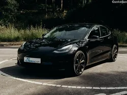 Preto Usado 2019 Tesla Model 3 Performance Sedan | € 23.500 (Bom preço)