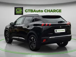 Preto Usado 2023 Peugeot e-2008 GT SUV | € 29.500 (Preço justo)