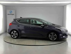 Cinzento Usado 2018 Kia Ceed | € 14.490 (Preço justo)