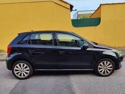 Usado 2009 VW Polo Sedan | € 3.600 (Bom preço)