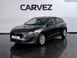 Cinza Usado 2022 Ford Focus Titanium Citadino | € 18.900 (Preço justo)