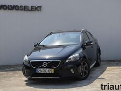 719 luminous sand Usado 2015 Volvo V40 CC Kinetic Carrinha | € 14.700 (Preço justo)