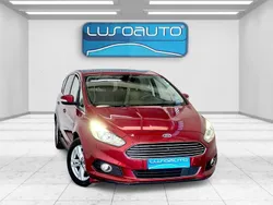 Vermelho Usado 2017 Ford S-MAX Titanium Monovolume | € 19.900 (Bom preço)