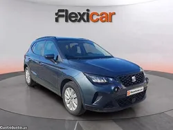 Cinza Usado 2022 Seat Arona Style SUV | € 15.490 (Preço justo)