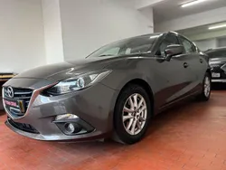 Castanho Usado 2016 Mazda 3 Evolve Sedan | € 12.500 (Bom preço)