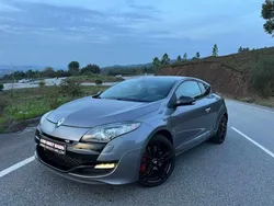 Cinzento Usado 2010 Renault Mégane Coupé R.S. Coupé | € 22.990