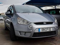Cinzento Usado 2006 Ford S-MAX S | € 5.850 (Preço justo)