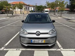 Cinzento Usado 2018 VW up! Citadino | € 11.500 (Preço elevado)