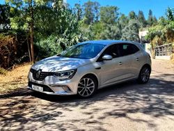 Cinza prata Usado 2021 Renault Mégane GT GT-Line Coupé | € 16.900