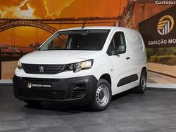 Branco Usado 2019 Peugeot Partner Premium Monovolume | € 12.400 (Bom preço)