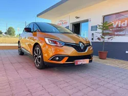 Amarelo Usado 2019 Renault Scénic IV Bose Edition Monovolume | € 19.900 (Bom preço)