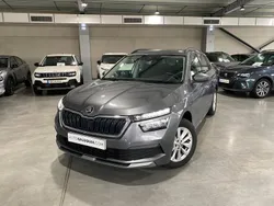 Cinza Usado 2023 Skoda Kamiq Ambition SUV | € 19.900 (Preço elevado)