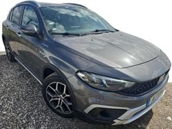 Cinzento Usado 2022 Fiat Tipo Cross | € 13.899 (Bom preço)