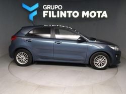 Azul Usado 2023 Kia Rio | € 14.990 (Bom preço)